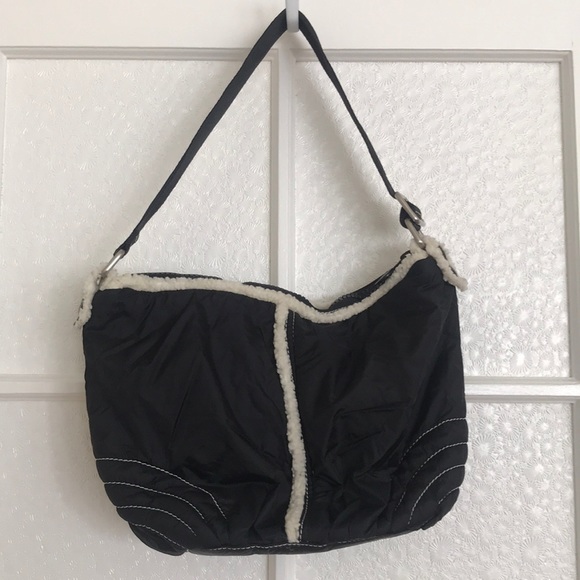 GAP Purse - Picture 2 of 3